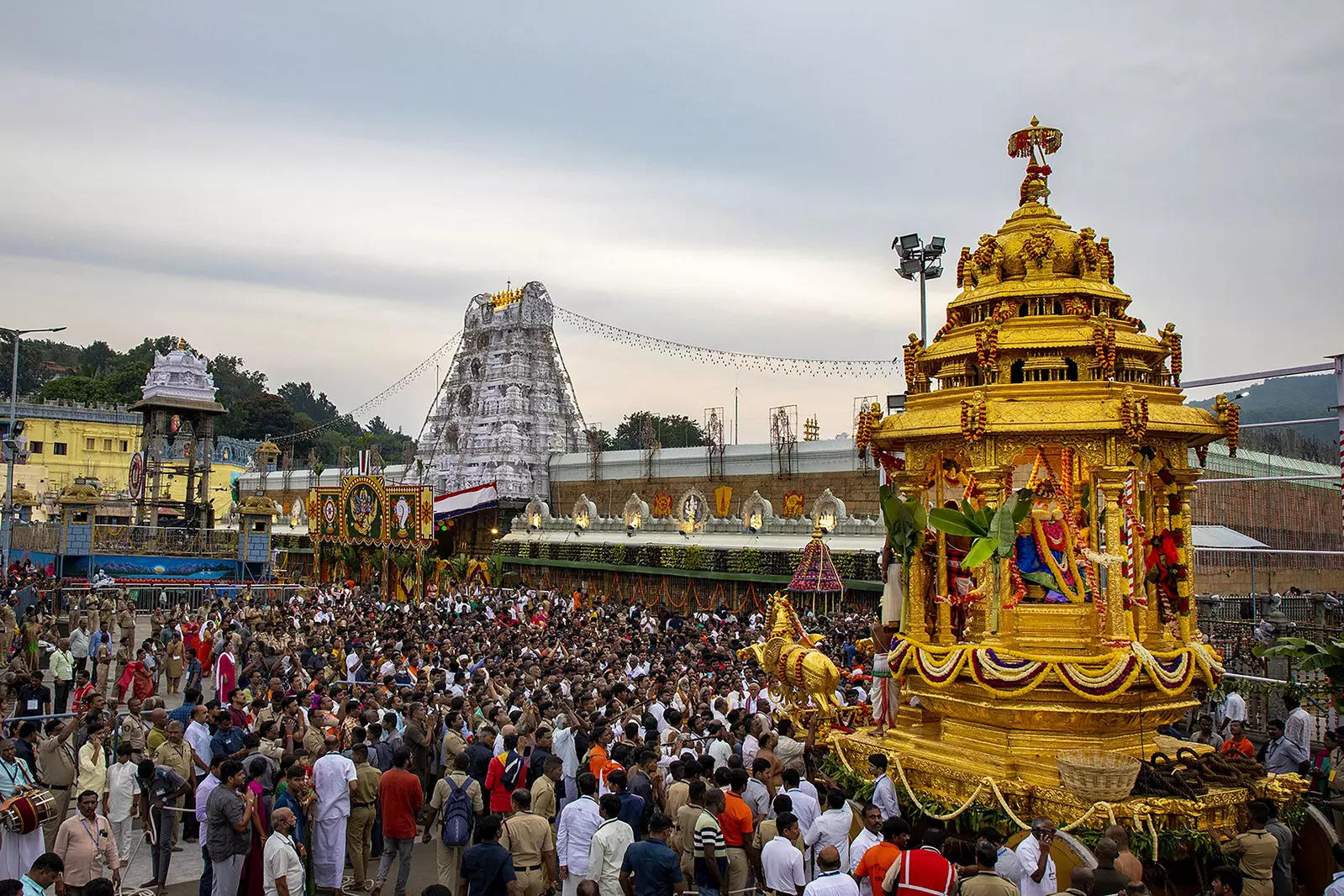 Tirupati temple richer than Wipro, Nestle, ONGC and Indian Oil, ET ...