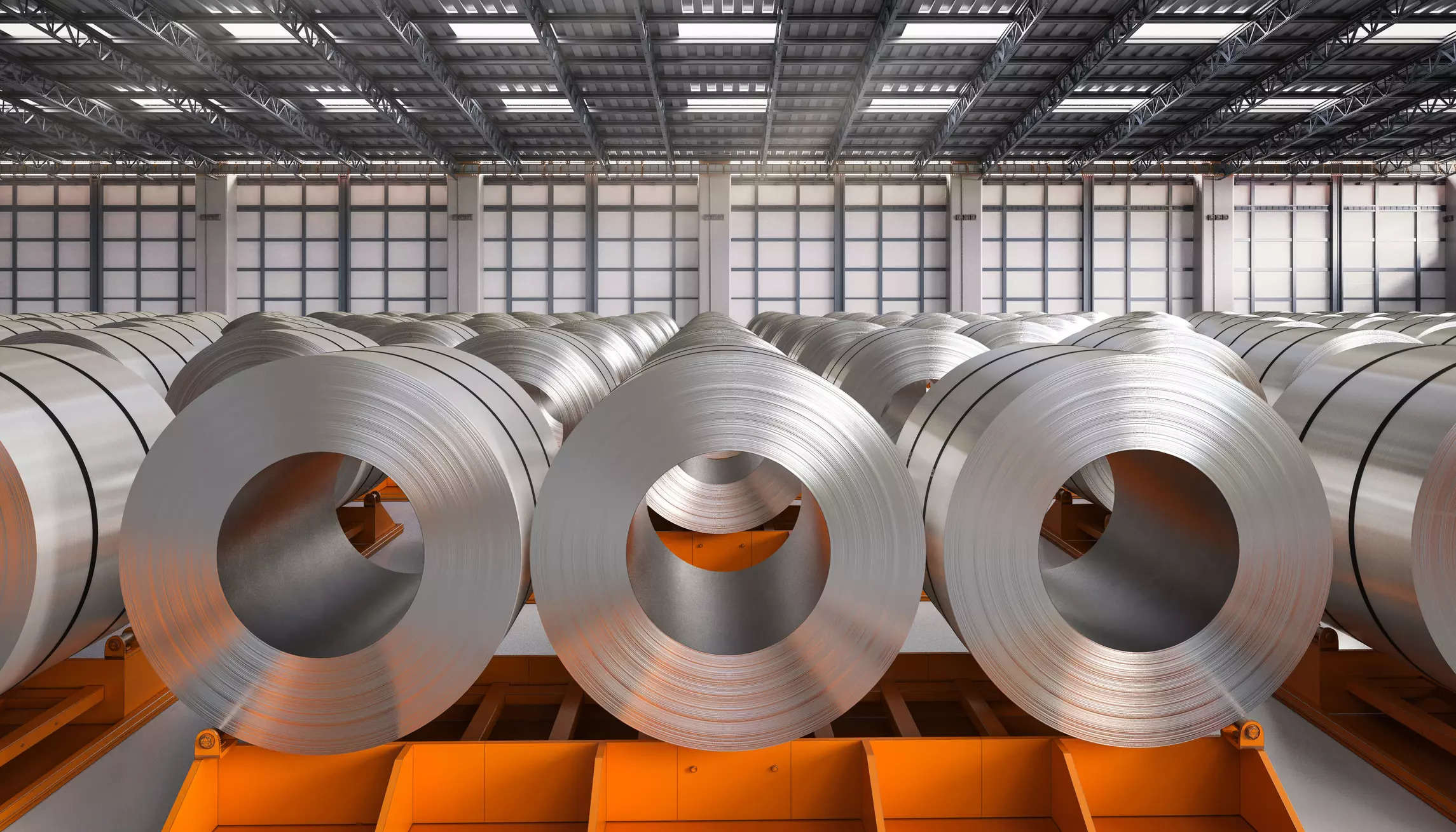  India's aluminium producers are expected to raise their combined production capacity to 4.6 million tonnes in the next two years, up from 4.1 million tonnes now.