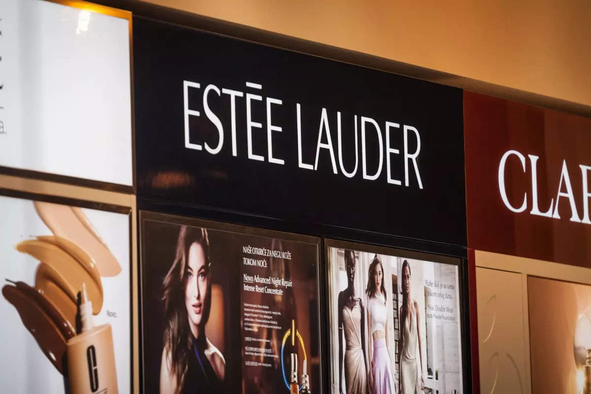 Estee Lauder is in talks to acquire luxury Tom Ford fashion brand in $3  billion deal