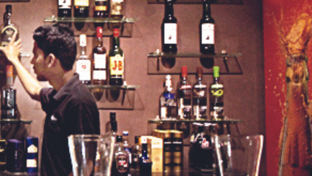Occasional bar licence now must for clubs, hotels in Noida
