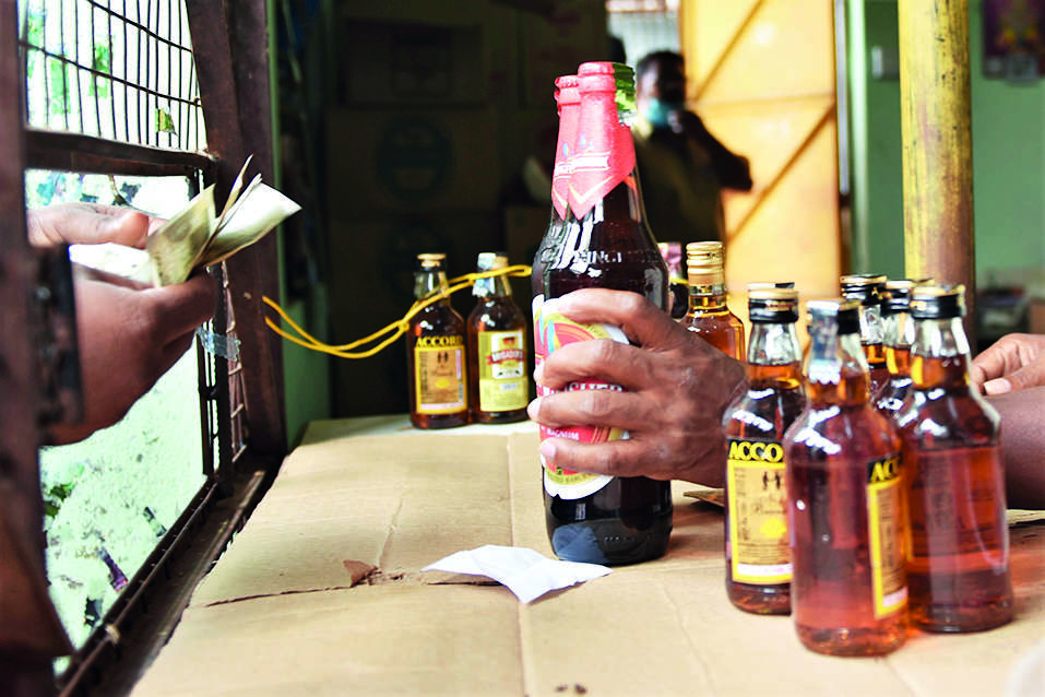 Liquor shops emerge from Covid shadow in Gujarat