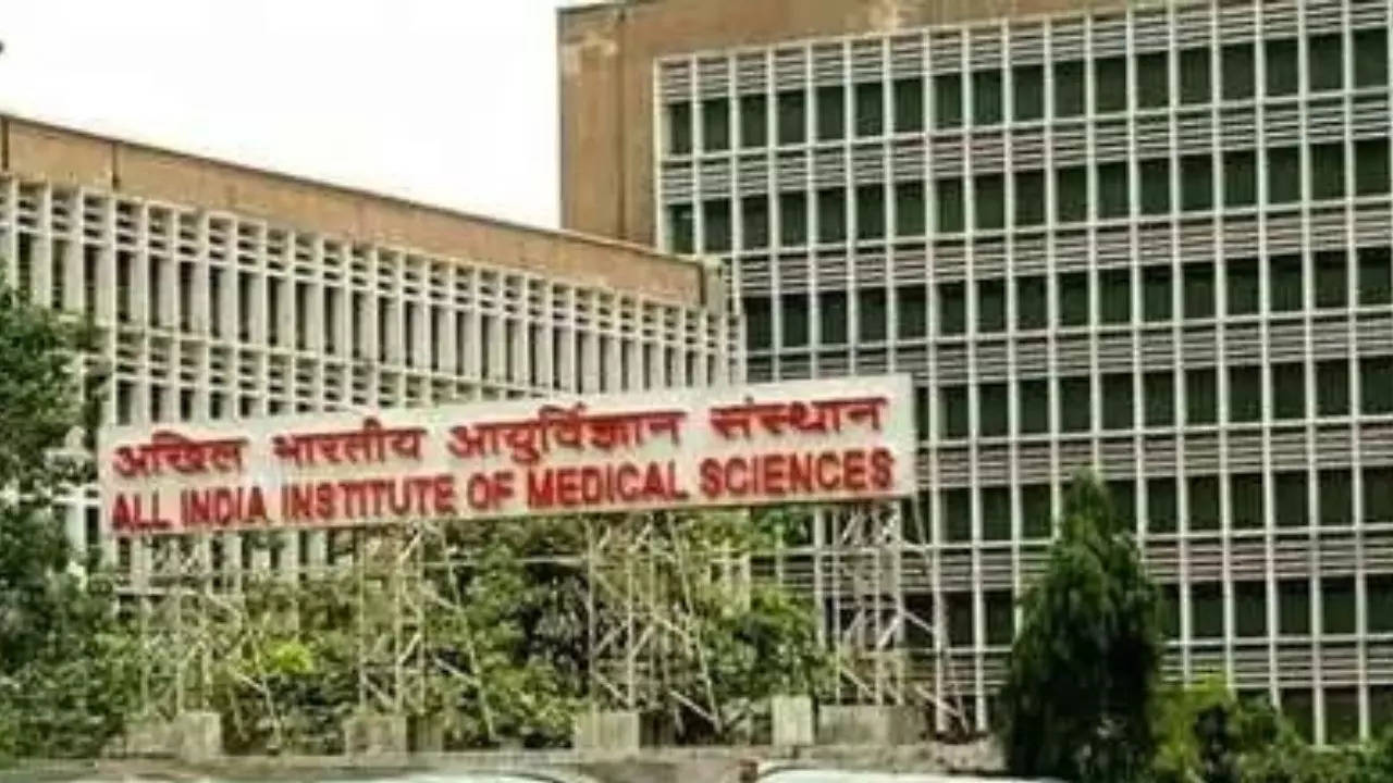 AIIMS Delhi to introduce Smart Card, accept all payments digitally ...