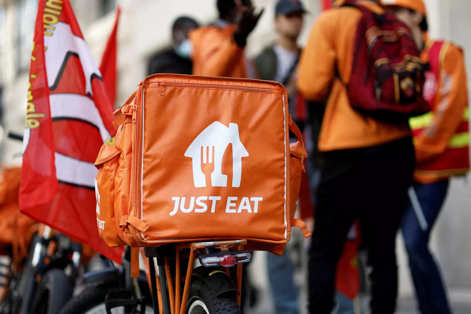 Britain's Co-op partners with Just Eat for home delivery