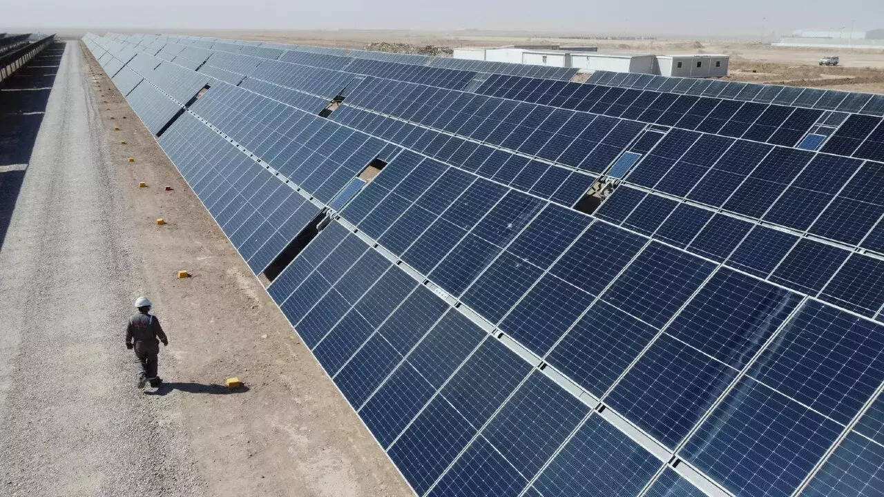  . When on-grid solar technology was originally introduced in 2014, APN was the first company to secure the largest project in Mumbai at the Delhi Darbar Hotel.
