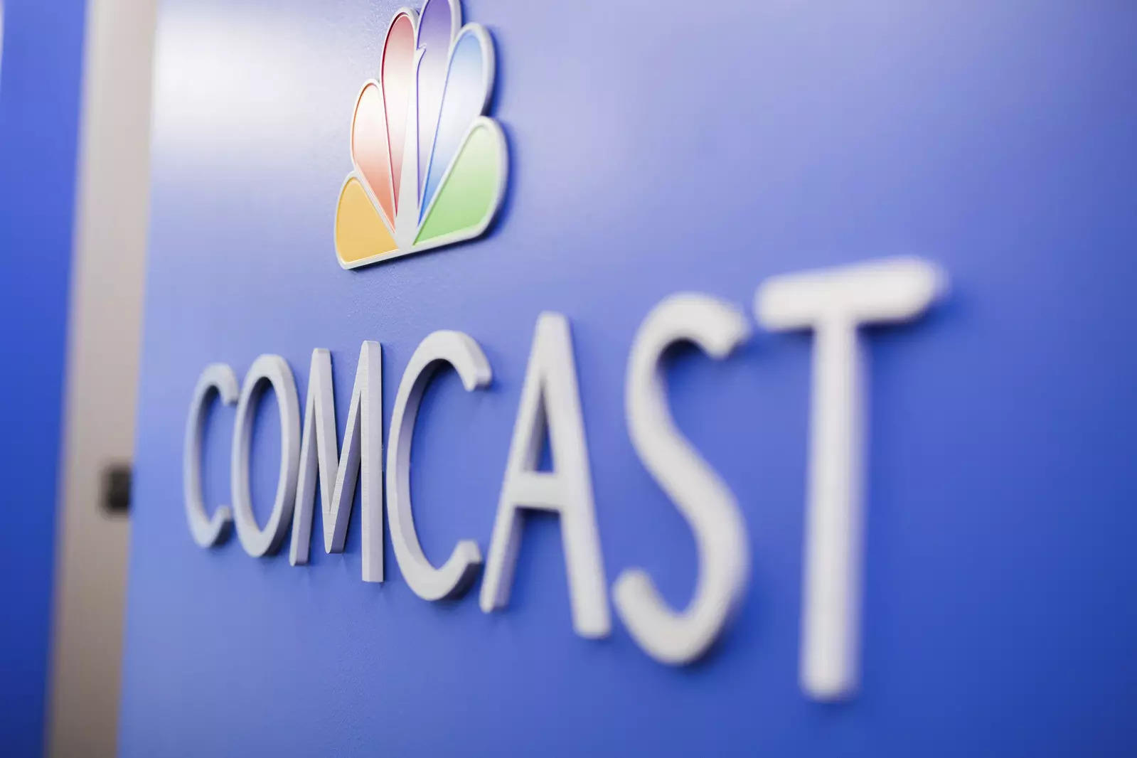 Comcast revenue tops estimates amid cord-cutting, muted broadband growth, Telecom News, ET Telecom