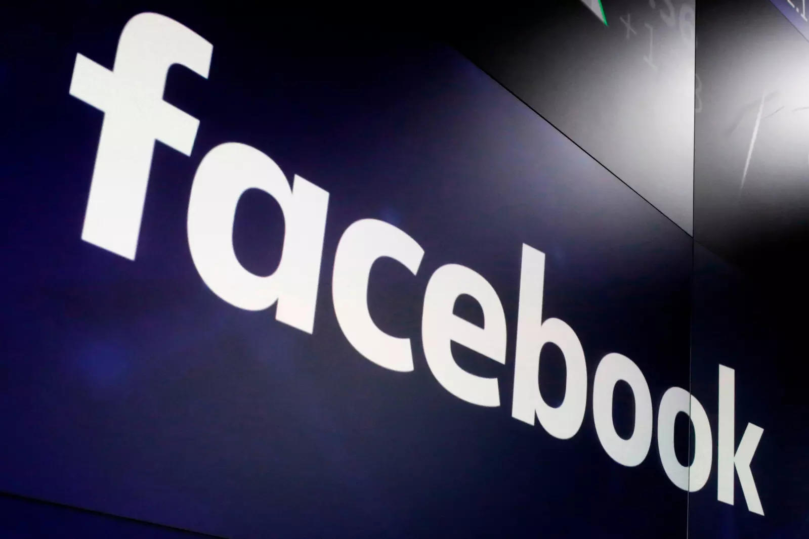 facebook seeks to block $3.7 billion uk mass action over market dominance, telecom news, et telecom
