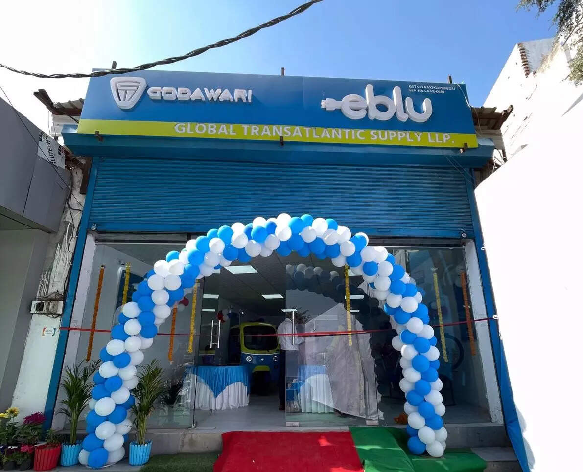  The showroom offers enhanced customer experience, along with experienced staff members with good EV knowledge. 