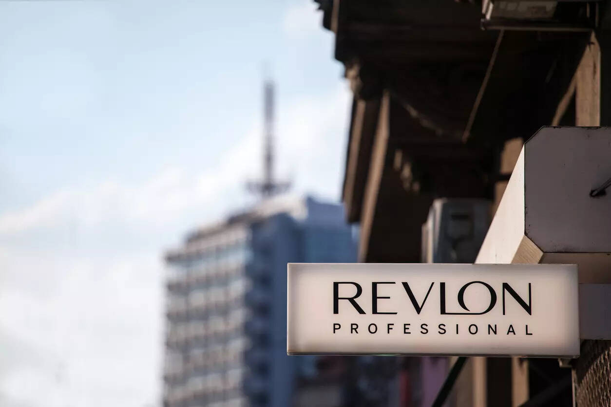 Revlon reaches lender settlement, sends bankruptcy plan to vote
