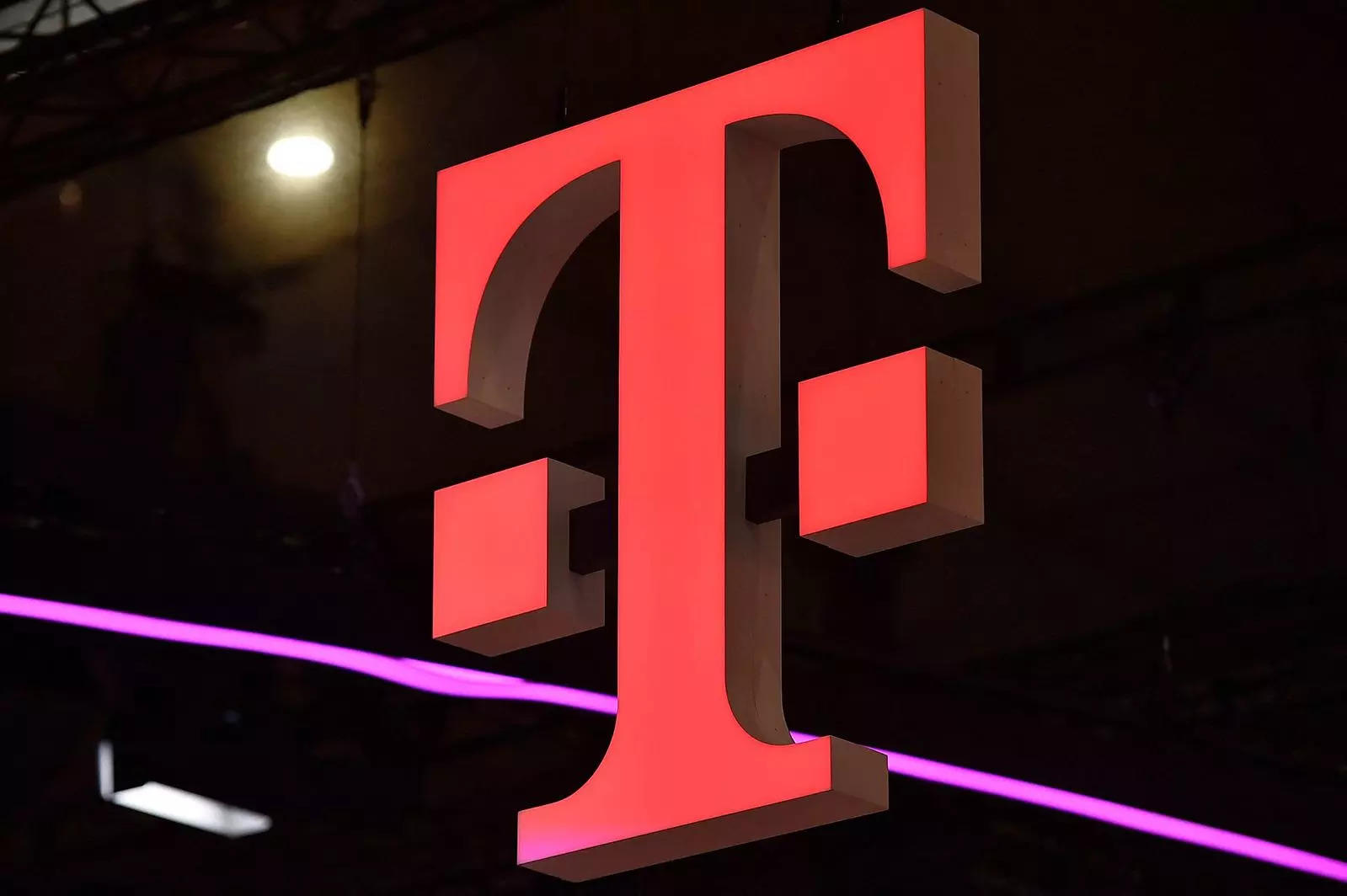 Deutsche Telekom picks Nokia, Fujitsu, Mavenir to start commercial Open RAN deployment