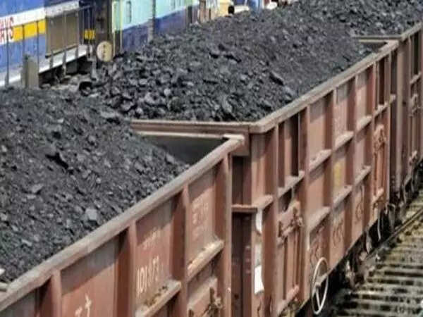 Railways transports 426.3 rakes of coal per day in February for powerhouses