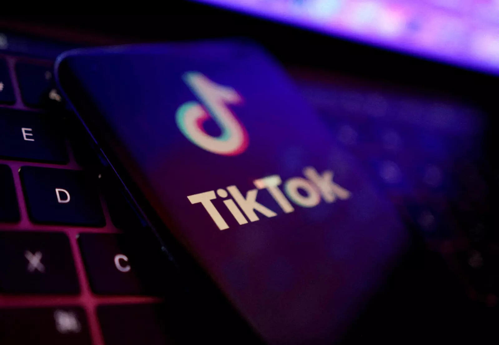  FILE PHOTO: TikTok app logo is seen in this illustration taken, August 22, 2022. REUTERS/Dado Ruvic/Illustration/File Photo/File Photo