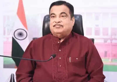  Nitin Gadkari