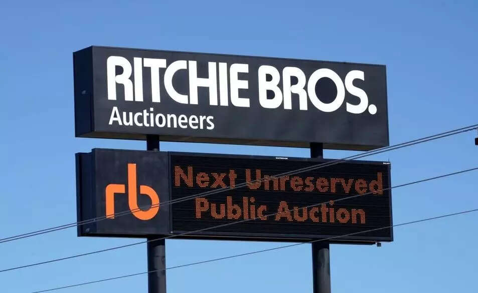 <p>Ritchie Bros in January sweetened the cash component of its buyout offer for IAA Inc by 28%, valuing the U.S. auto retailer at USD 5.94 billion.</p>