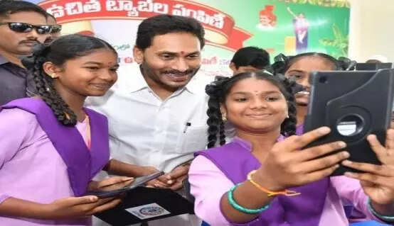 Andhra Pradesh launches online application system for school admissions – ET Government