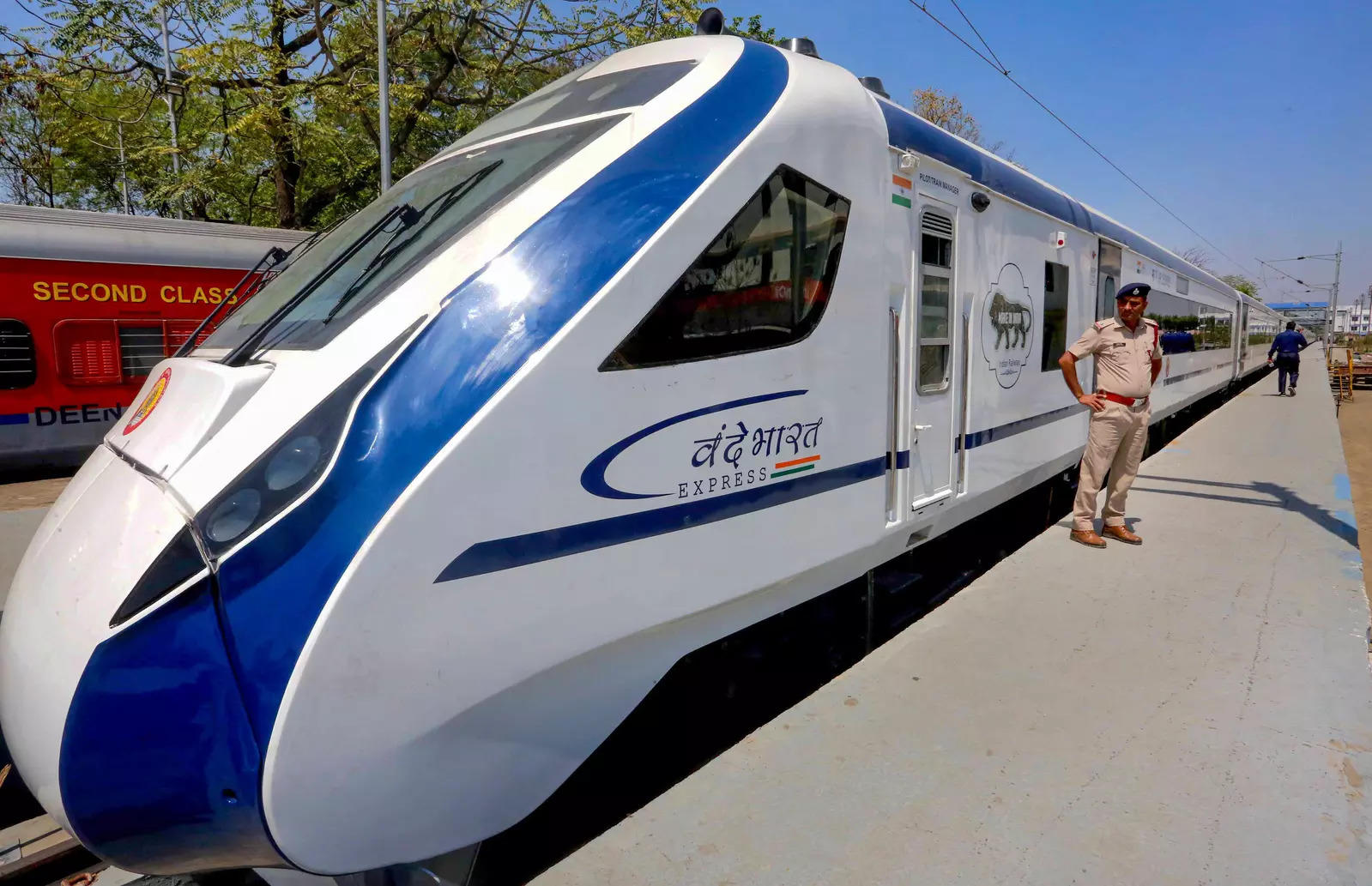 From April 1, Vande Bharat Express to connect Bhopal with Delhi via Agra