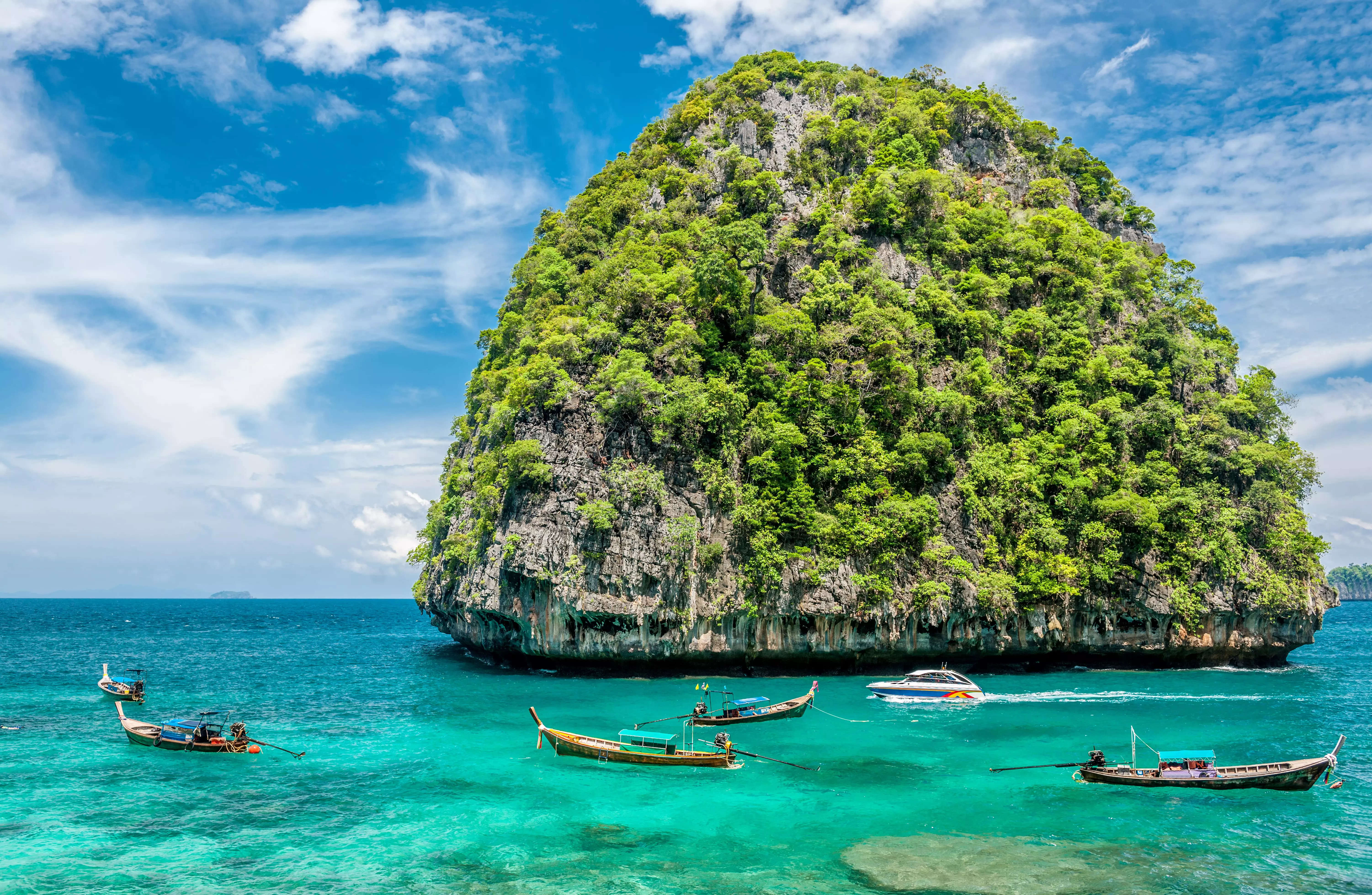 Thailand's Maya Bay, location for The Beach, to close to tourists