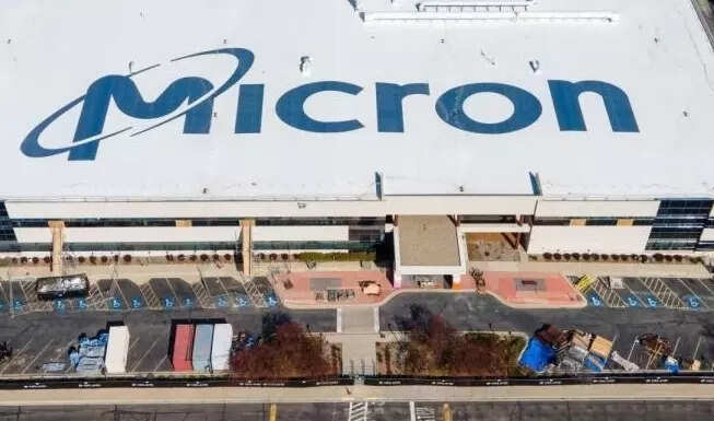 Chipmaker Micron forecasts in line quarterly revenue as AI boom fuels demand