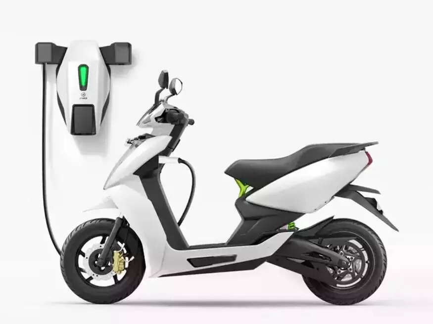 <p>The Indian automobile sector is a significant driver of macroeconomic growth and technological development.</p>