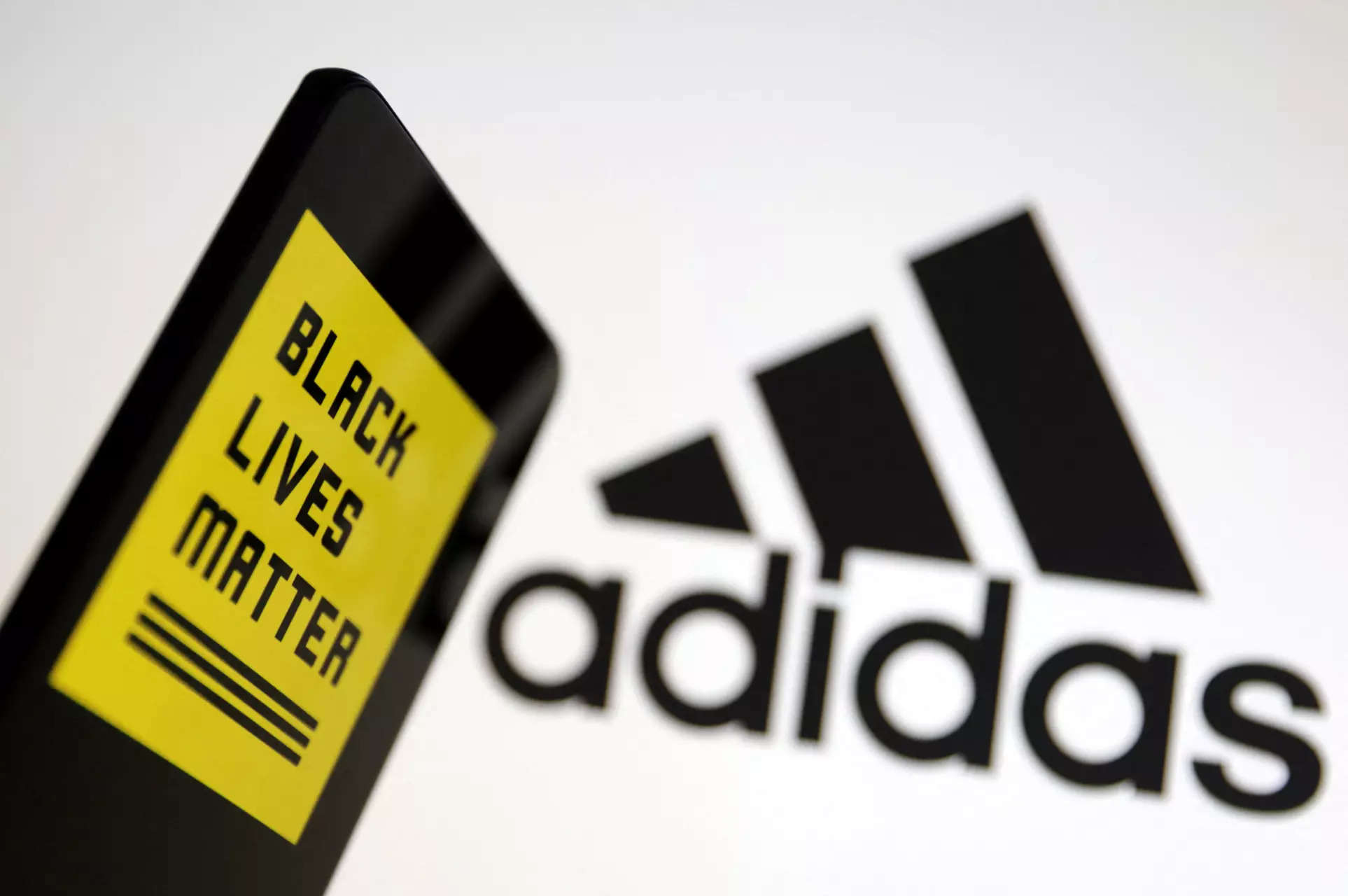 tanque en cualquier sitio Espinoso Adidas withdraws opposition to BLM trademark application, Retail News, ET  Retail