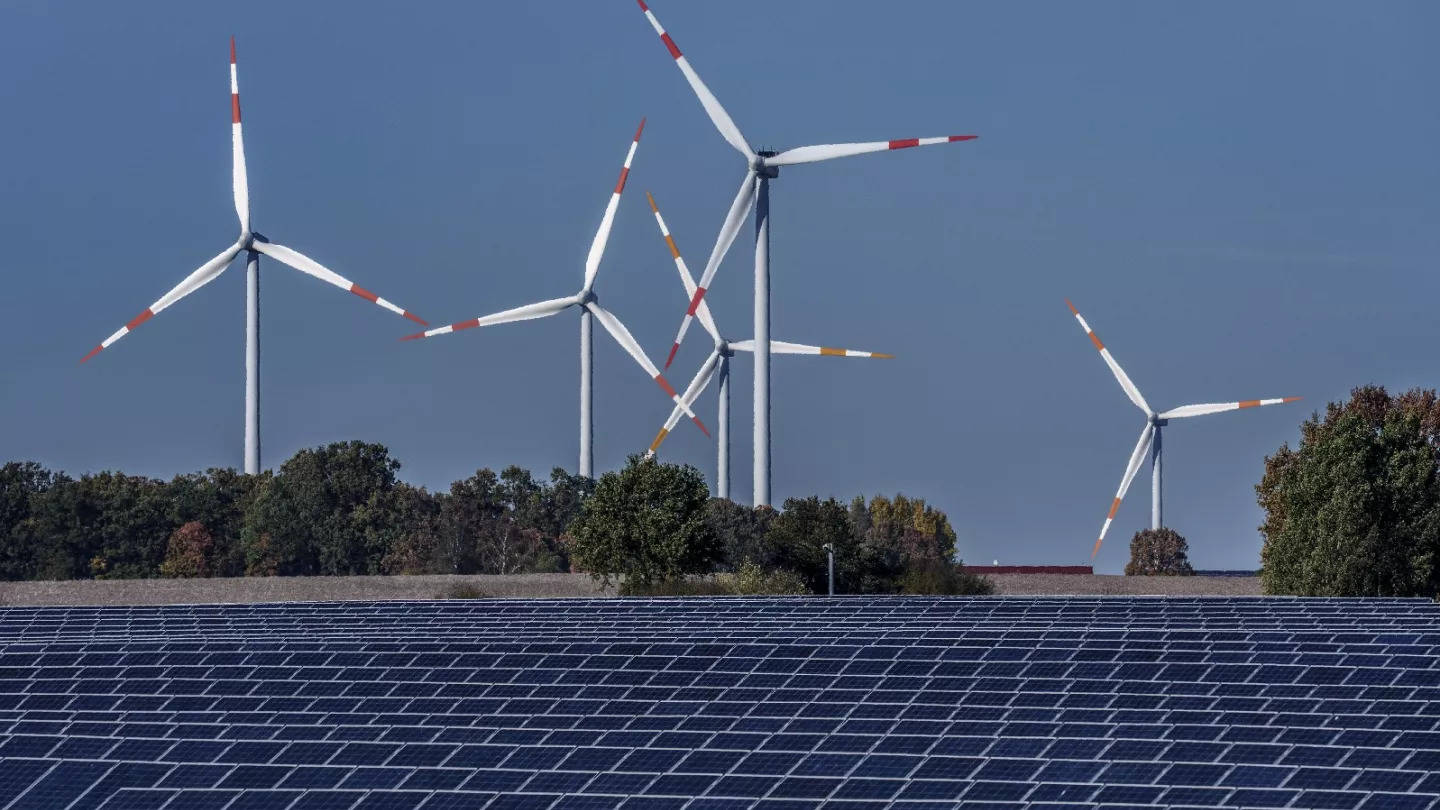 EU reaches deal on more ambitious renewable energy targets for