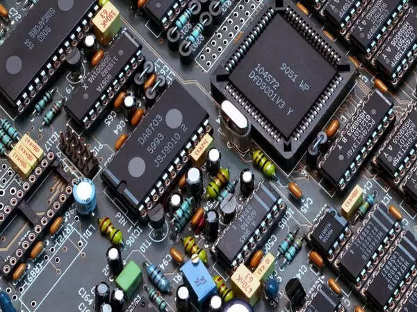 Japan aims to treble sales of domestically made microchips by 2030