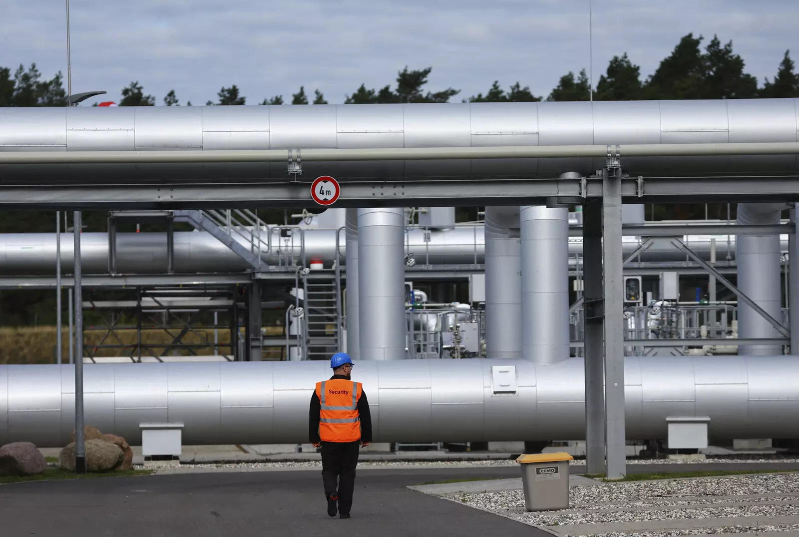 <p>Some of Nord Stream's German shareholders favour at least preserving the damaged pipeline in case relations with Moscow improve.</p>