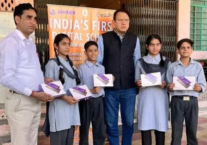 This Jaipur school goes fully digital replacing bag loads of books with tablets – ET Government