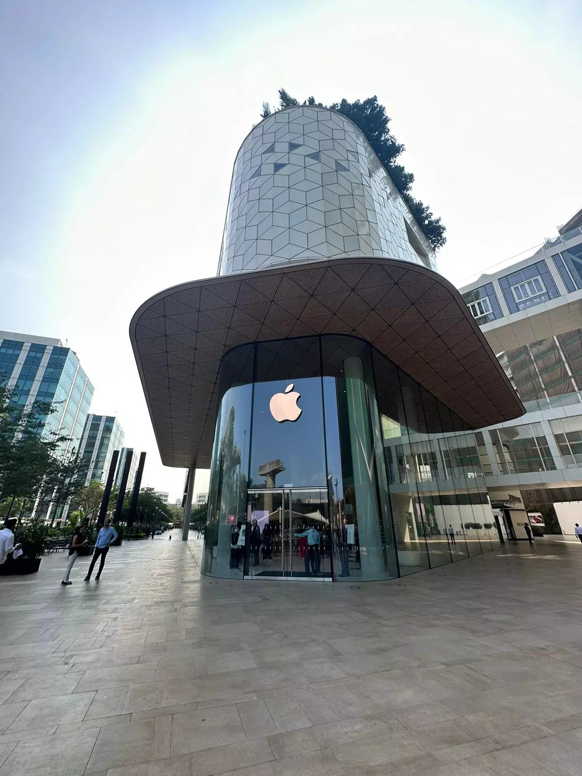 In photos Apple reveals first glimpse of Apple BKC retail store