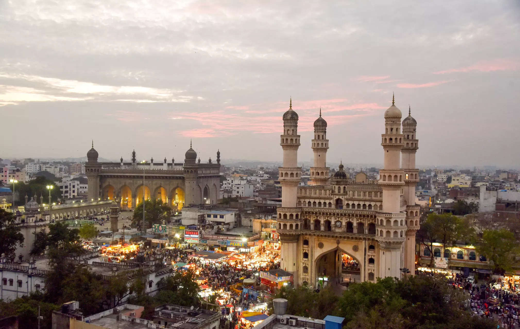 hyderabad city tour by double decker bus