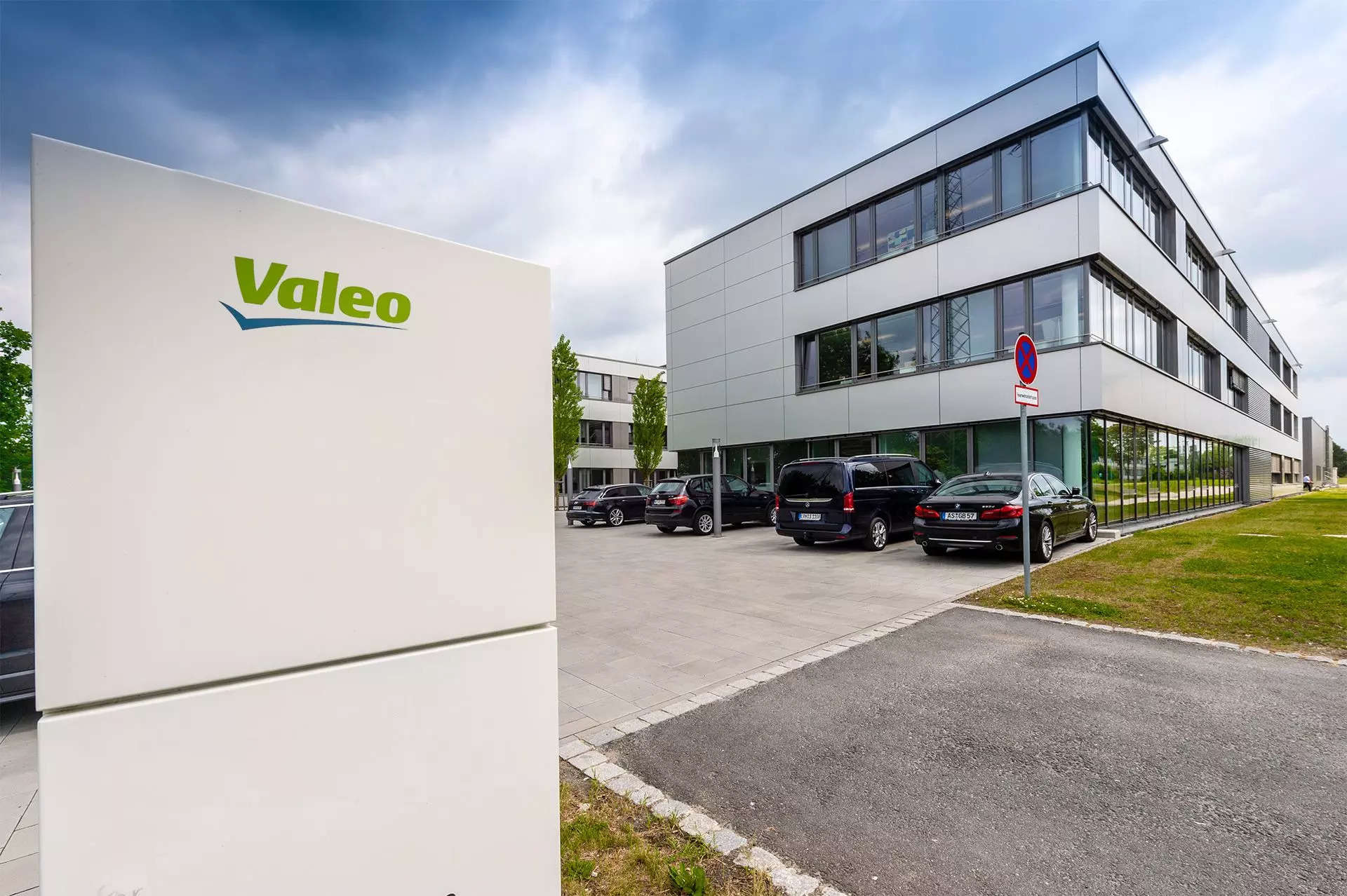 Valeo Q1 sales jump driven by powertrain systems arm, Auto News, ET Auto