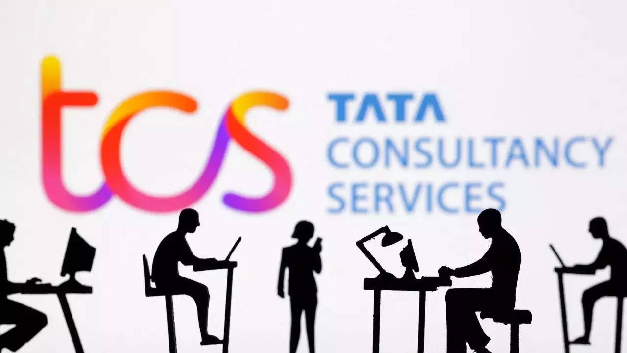 AWS to support upskilling of 25,000 TCS employees with latest cloud and GenAI skills