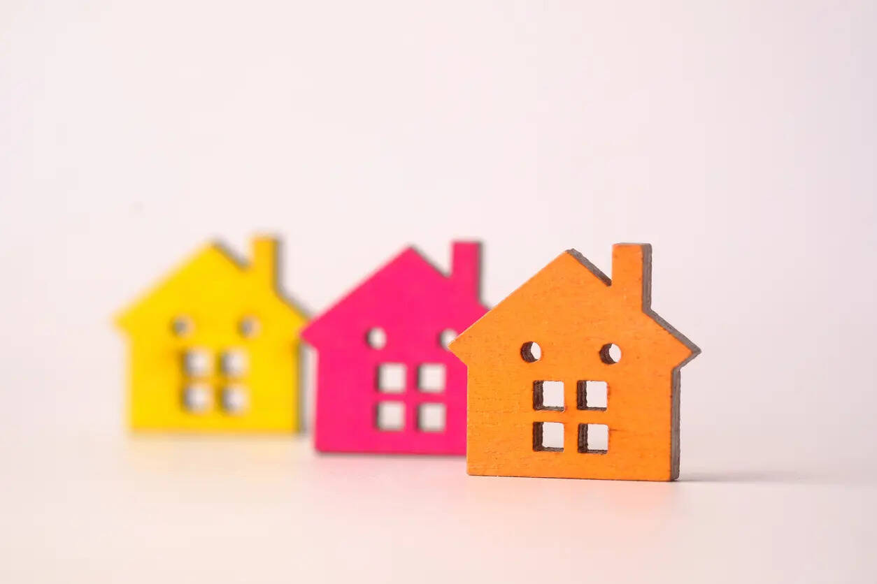 Allocate 2BHK houses by May-end: Telangana housing minister