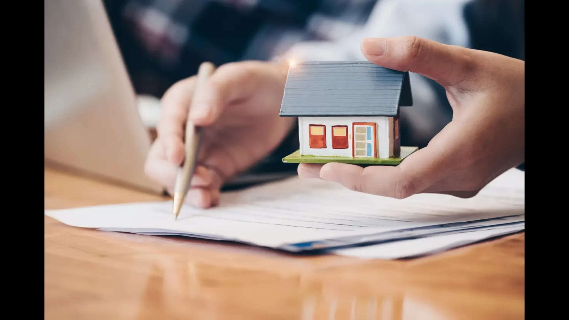 Regularisation of properties in unauthorised colonies in Delhi to begin from April 24