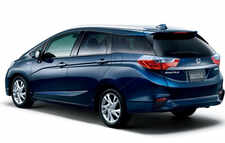 2016 Honda Shuttle revealed in Japan