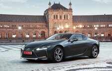 Explore the complete look of 2018 Lexus LC 500