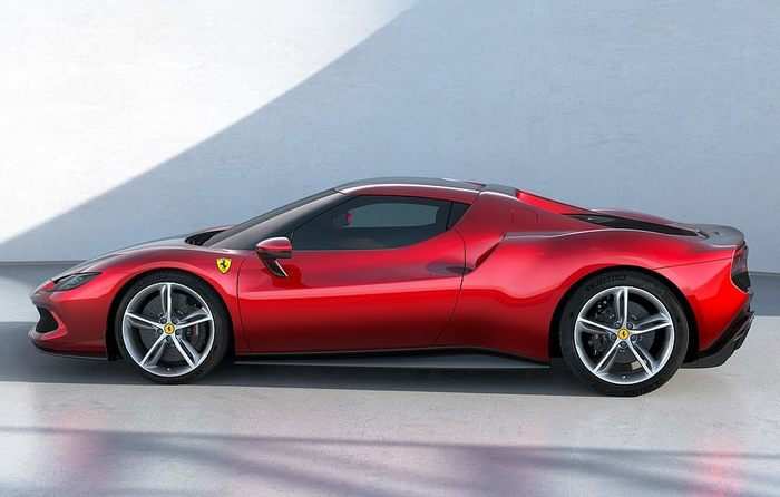 FERRARI, A PARTNERSHIP WITH JONY IVE AND MARC NEWSON' LOVEFROM - Auto&Design