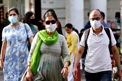 along with h3n2 virus risk of corona also increasing in delhi says lnjp hospital medical director