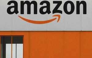 amazon s international losses fall for first time since 2016