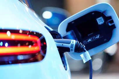 centre must help states cope with fiscal cost of faster ev adoption