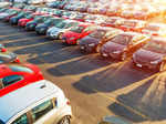 car dealers may end up with 400k unit inventory as demand cools off
