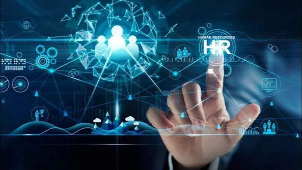Why HR has to stop reporting activity and start reporting risk