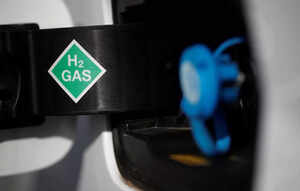 india needs 15 bn funding to set up 15 gw green hydrogen electrolyser capacity by 2030