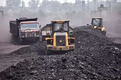 india seen facing wider coal shortages worsening power outage risks