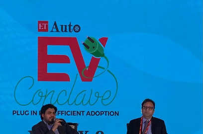 indian bus manufacturers are no less than anyone in the world ashish kundra secretary govt of delhi