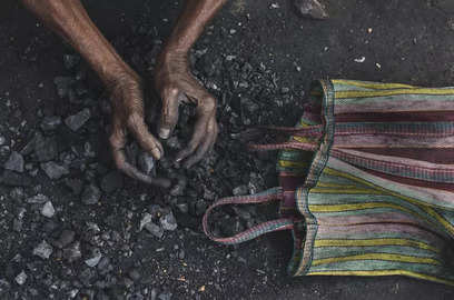 indian companies swapping dollar for asian currencies to buy russian coal