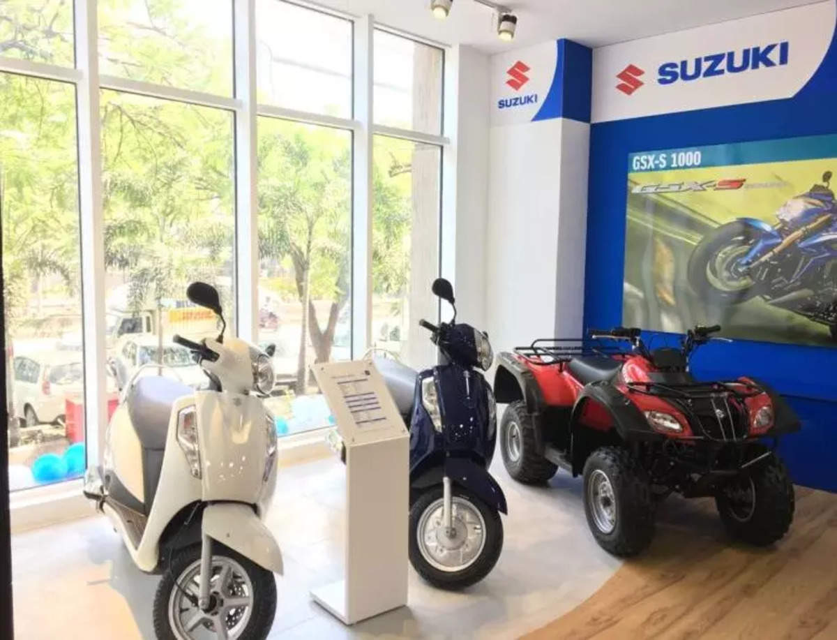 nearby suzuki two wheeler showroom