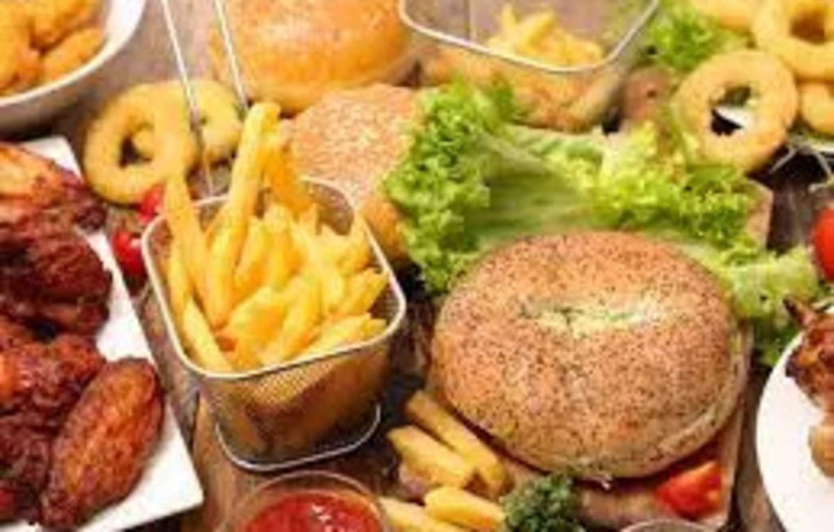 Having ultra-processed meals in weight loss plan can up melancholy threat, says examine – ET HealthWorld