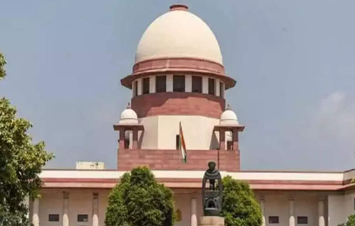 सुप्रीम कोर्ट का अभिषेक बनर्जी के खिलाफ ED, CBI जांच पर रोक से इनकार- Supreme Court refuses to stay ED, CBI probe against Abhishek Banerjee