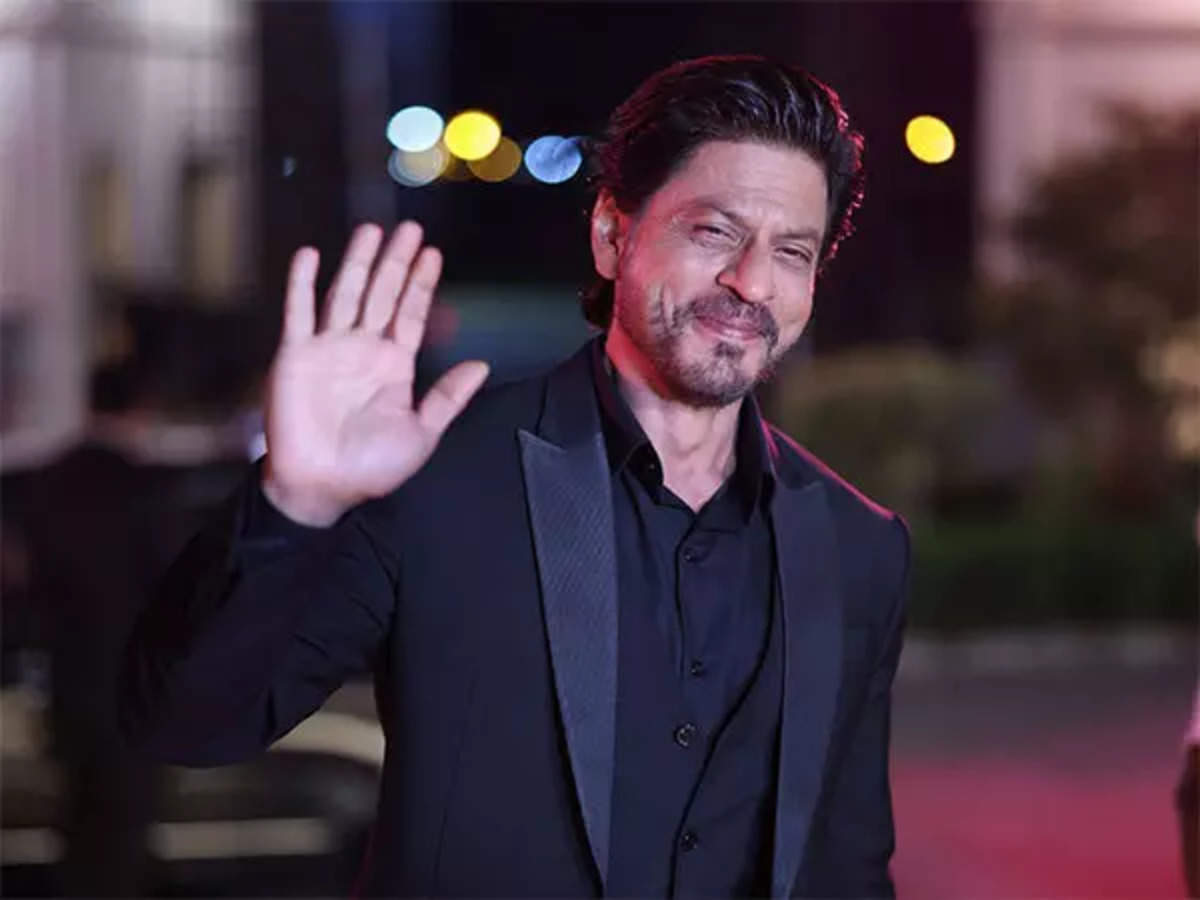 ZEE teams up with Shah Rukh Khanto promote DP World International