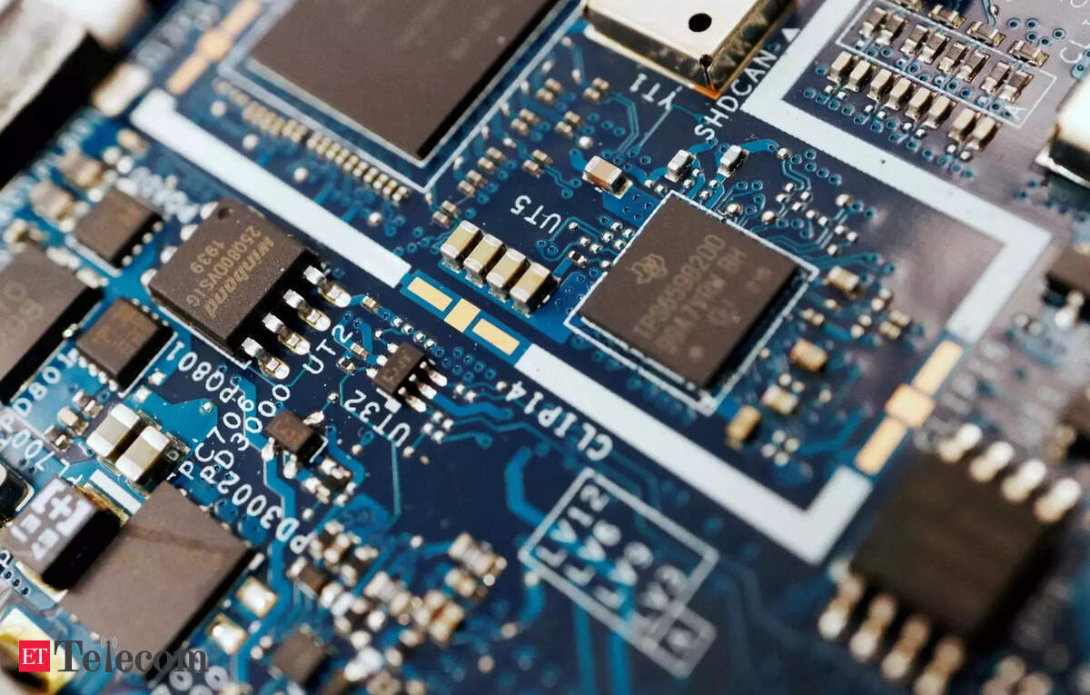 Semiconductor: Chip shortage hits issuance of smart driving licences, registration cards, ET Telecom - Vimarsana News